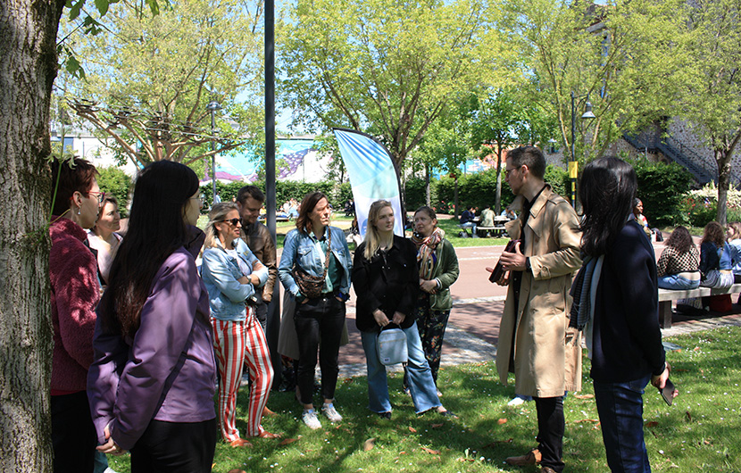 Présentation Pause Nature - animation SPIPOLL - Icade Parc des Flandre, mai 2023 ©CDC Biodiversité Présentation Pause Nature - animation SPIPOLL - Icade Parc des Flandre, mai 2023 ©CDC Biodiversité