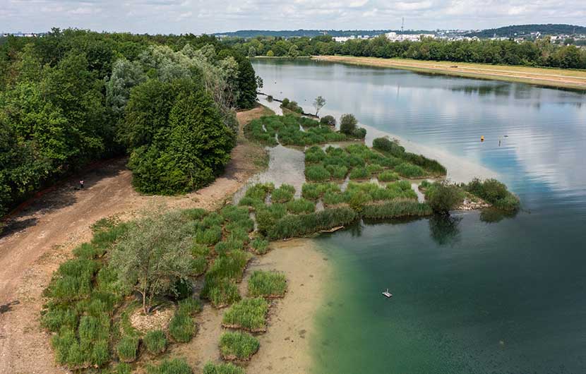 Lac de Vaires - © DP Carr Lac de Vaires - © DP Carr